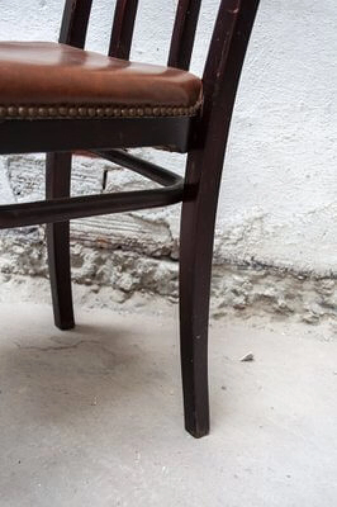 4 wooden chairs attributed to Thonet, 1910s 9