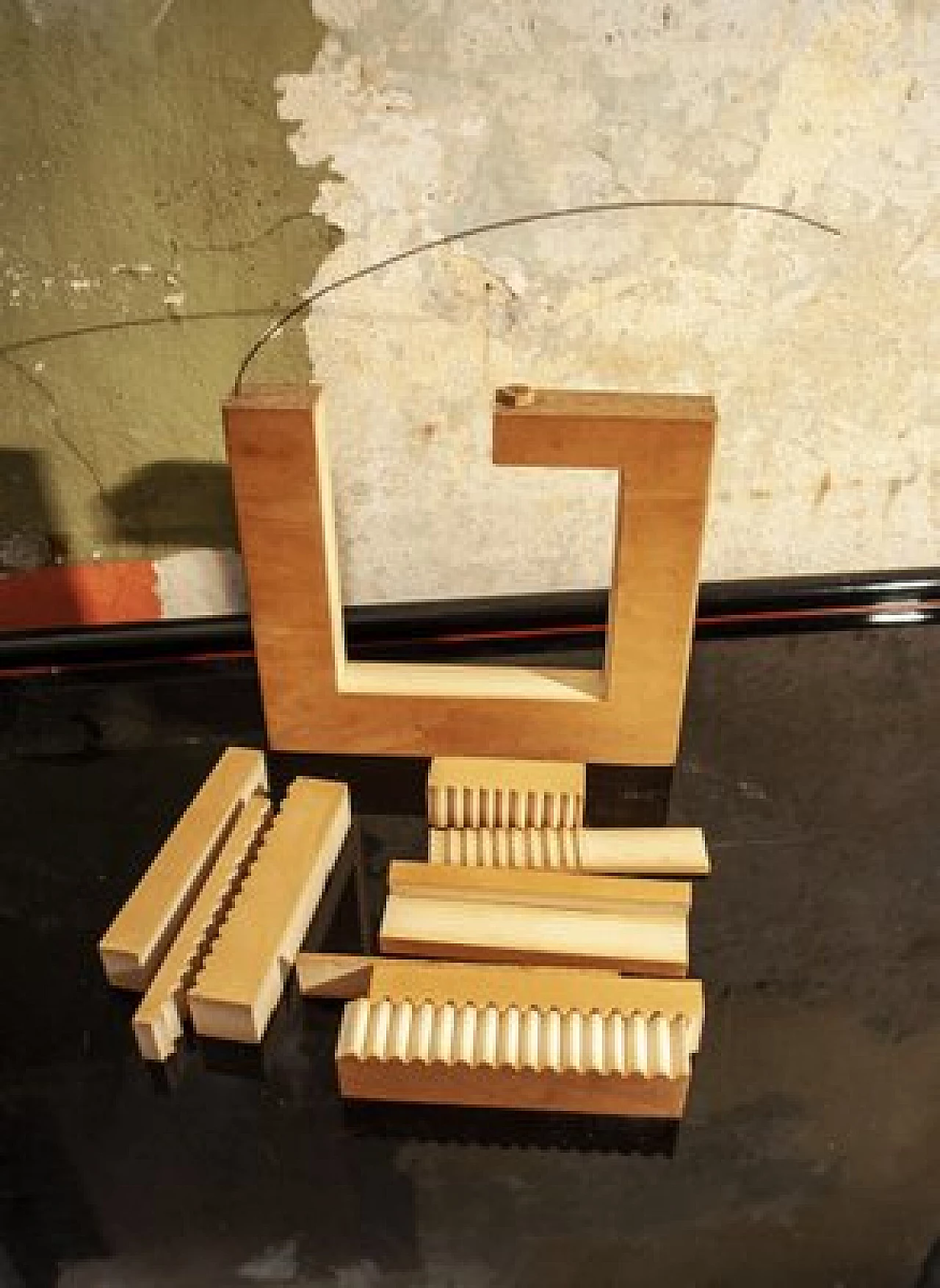 Loft, scultura ornamentale in legno e metallo, anni '70 7