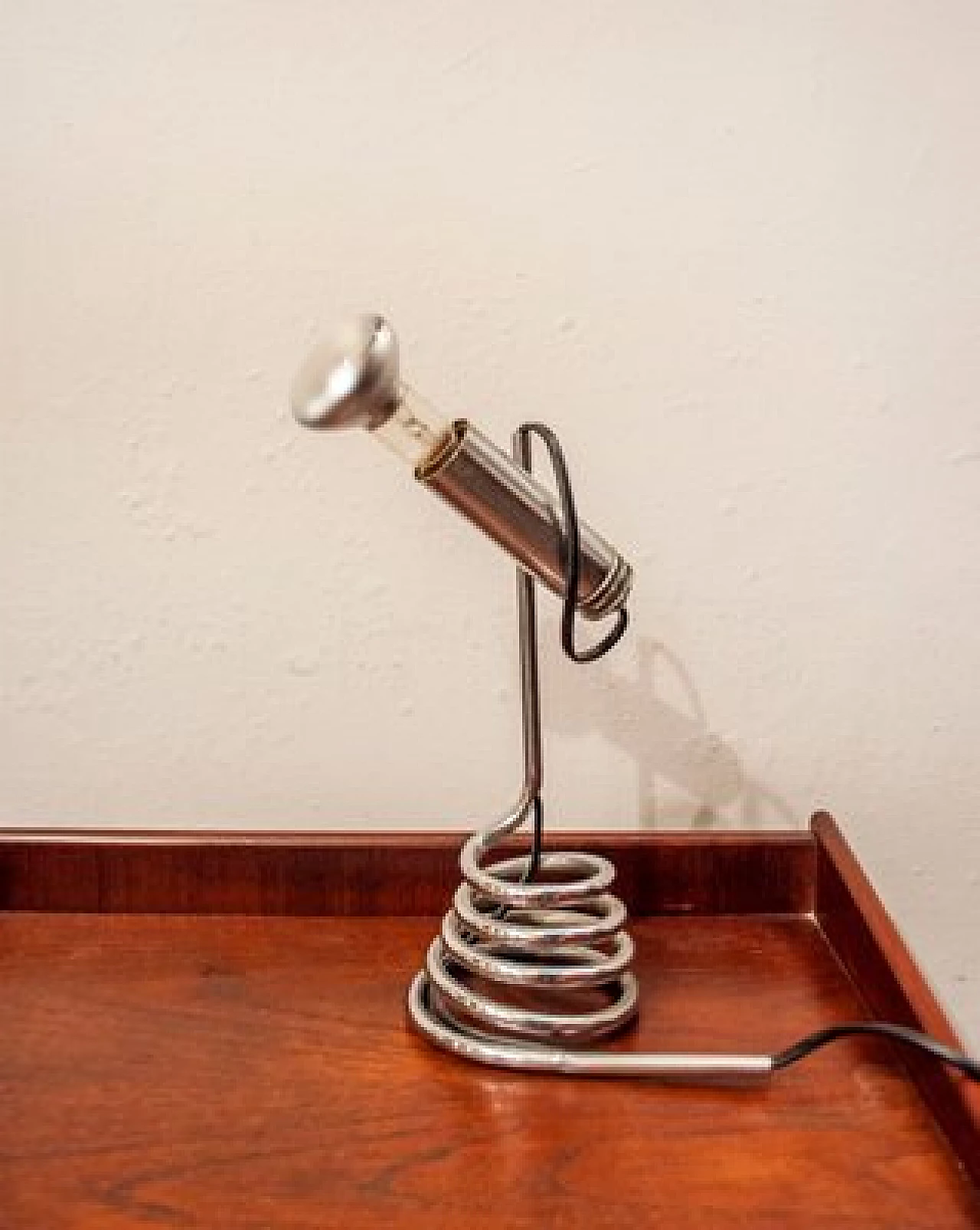 Lampada da tavolo in metallo cromato e ottone, anni '70 2