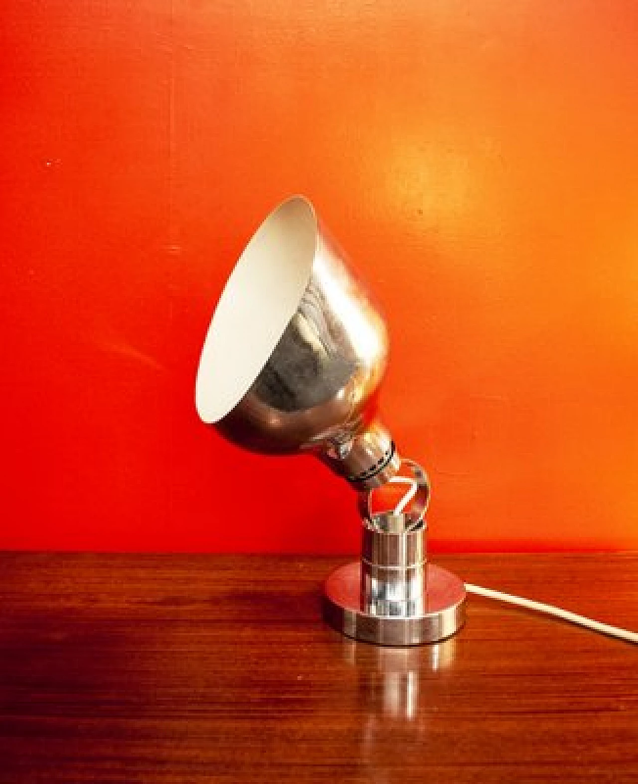 Lampada da tavolo in metallo cromato di Franco Albini per Sirrah, anni '60 1