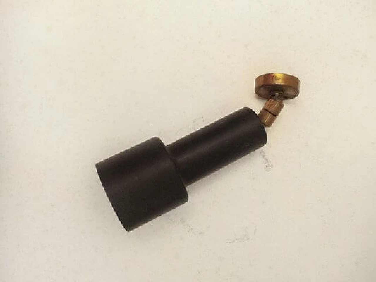 3 Appliques in ottone e metallo laccato di Stilnovo, anni '50 1