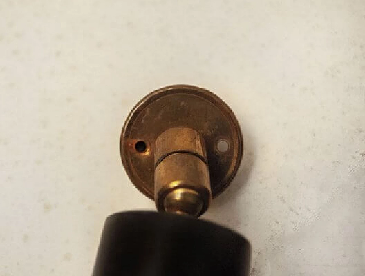 3 Appliques in ottone e metallo laccato di Stilnovo, anni '50 6