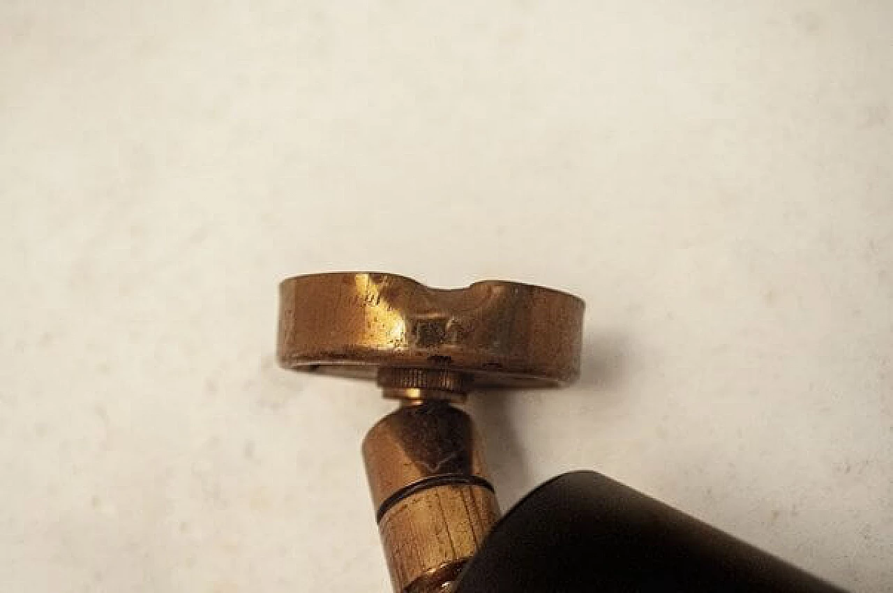 3 Appliques in ottone e metallo laccato di Stilnovo, anni '50 7