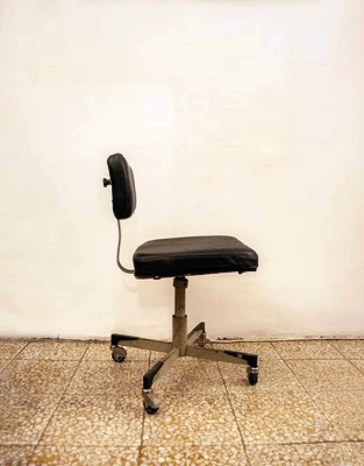 Arco office chair by BBPR for Olivetti Synthesis, 1960s 2