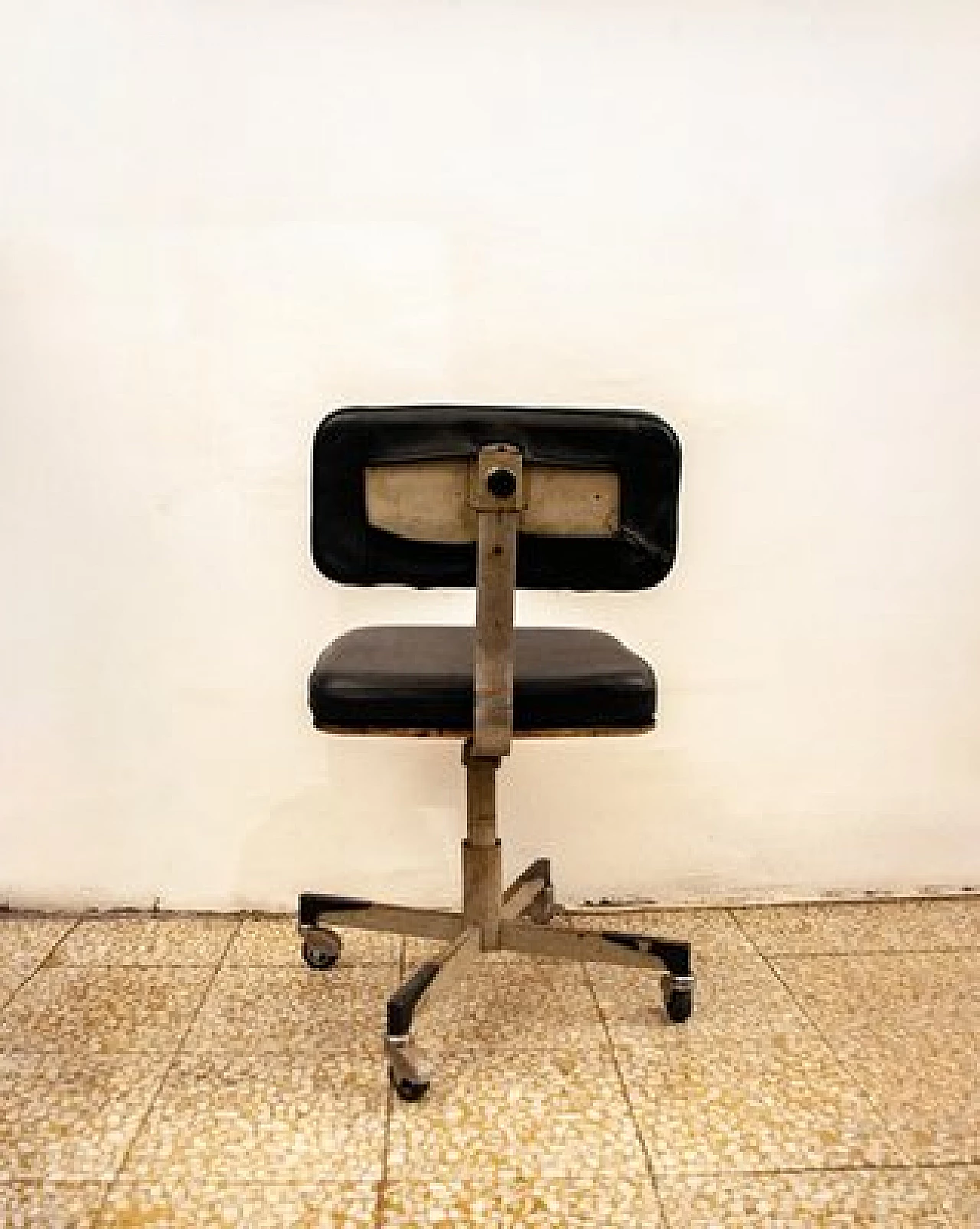 Arco office chair by BBPR for Olivetti Synthesis, 1960s 3
