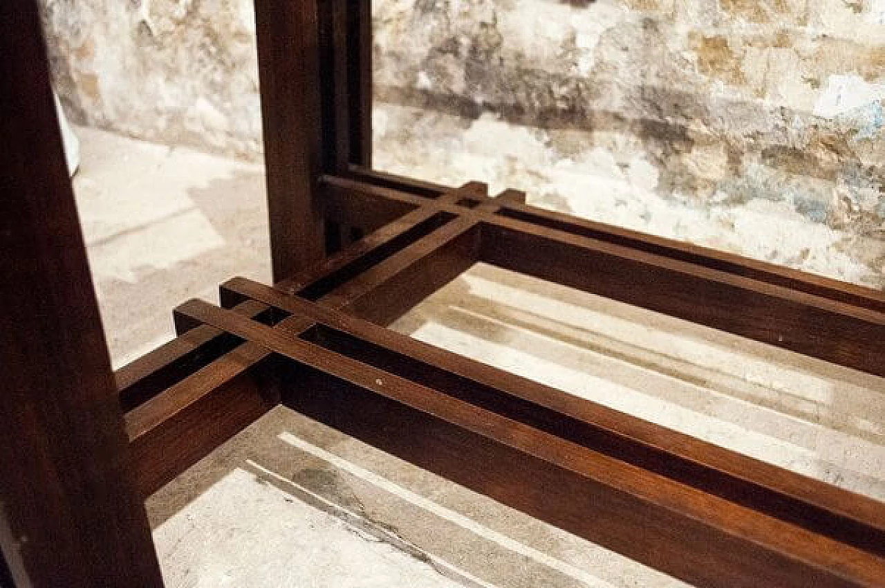 Tavolino con base in legno e ripiano in vetro, anni '50 5
