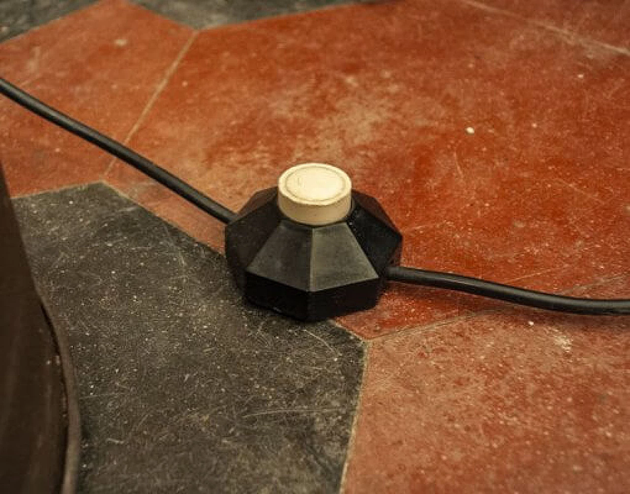 Brass floor lamp from Reggiani, 1970s 8
