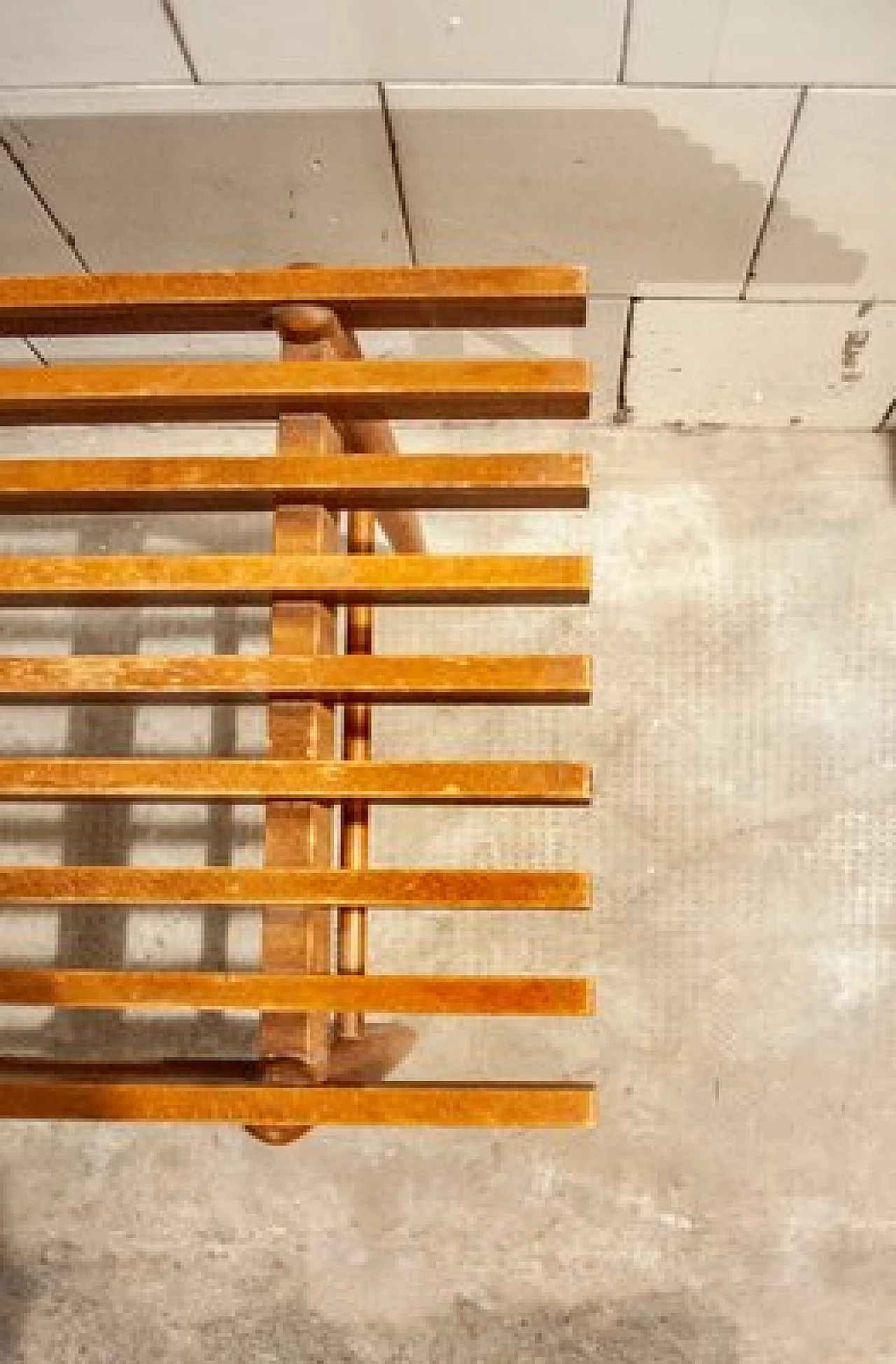 Panca in legno di noce, anni '50 5