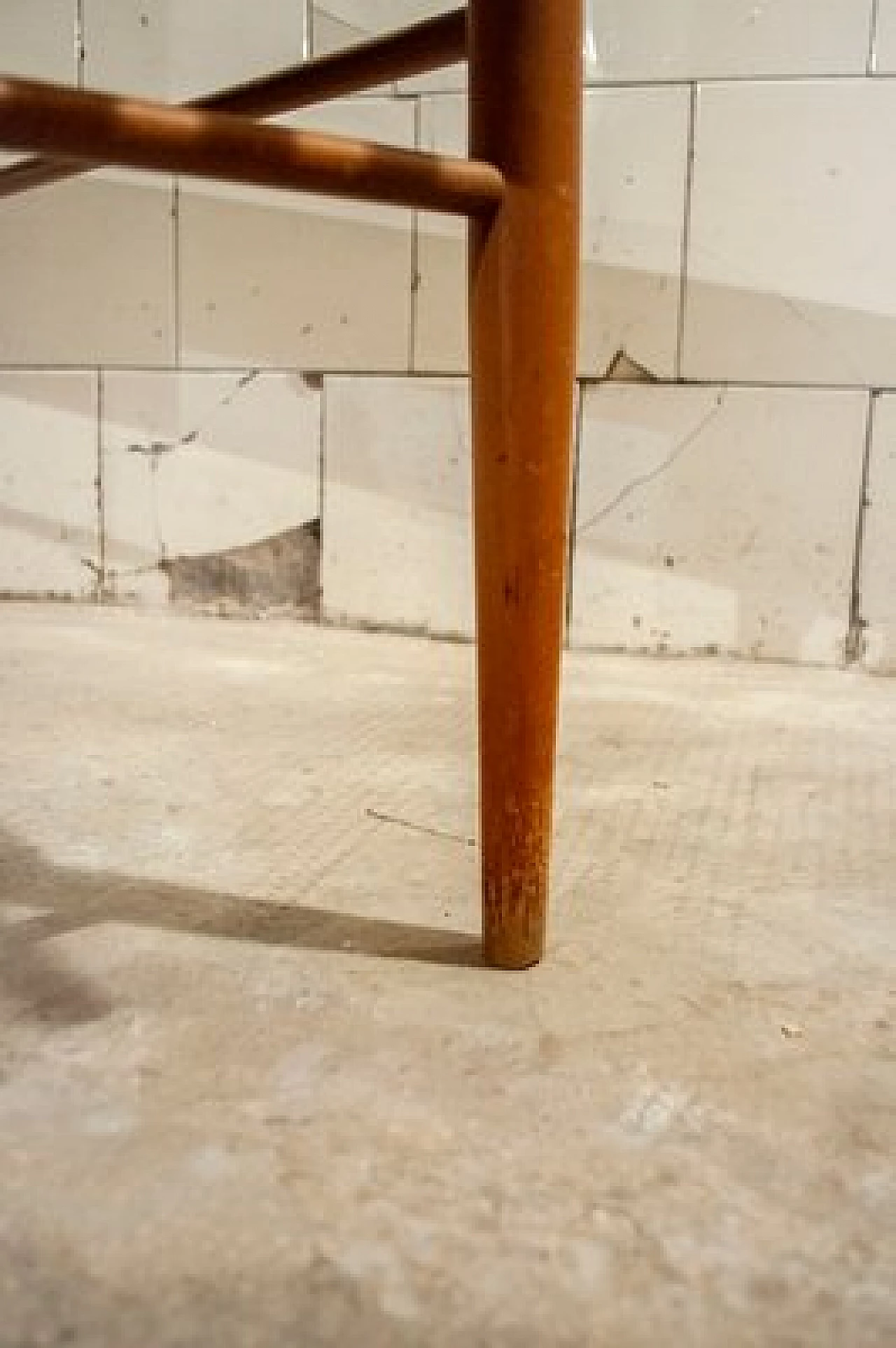 Panca in legno di noce, anni '50 8