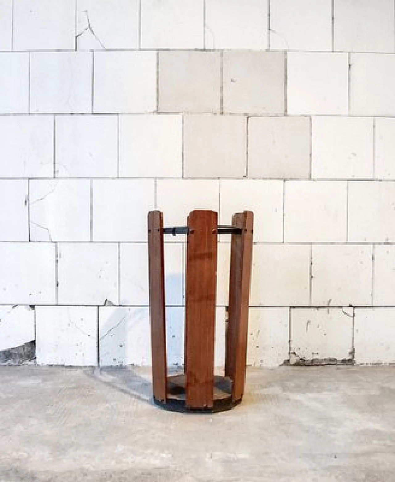 Umbrella stand in iron and wood, 1950s 1