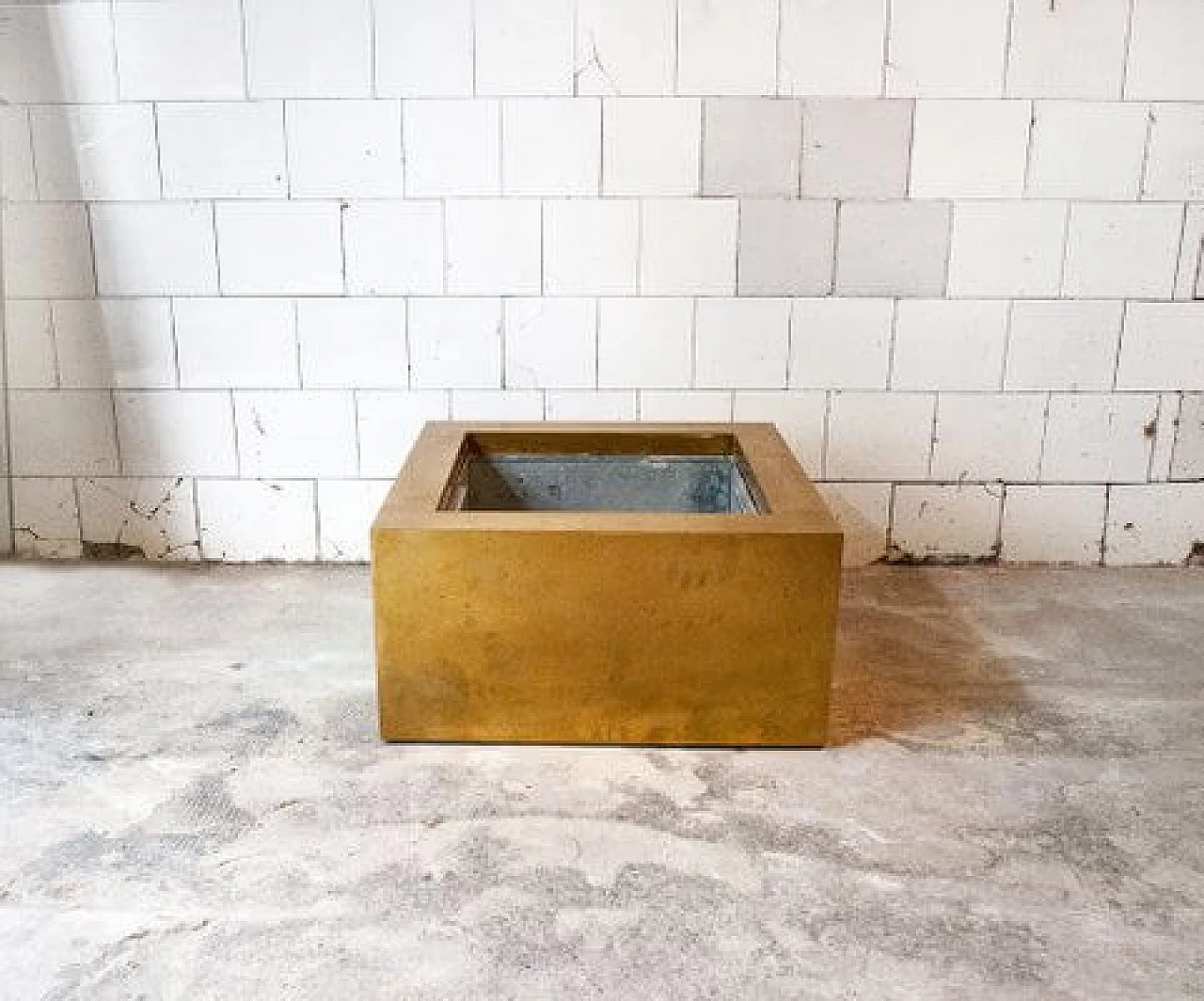 Brass planter with wheels, 1970s 1