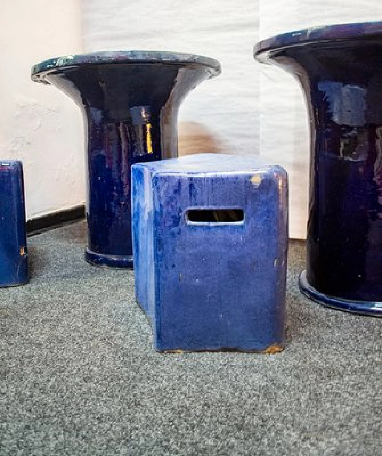 3 glazed ceramic Inout stools & 2 tables by Paola Navone for Gervasoni 1882, 1980s 11