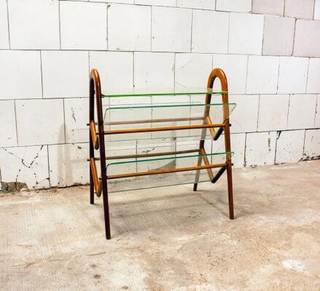 Magazine rack in wood & glass by Ico Parisi, 1950s 1