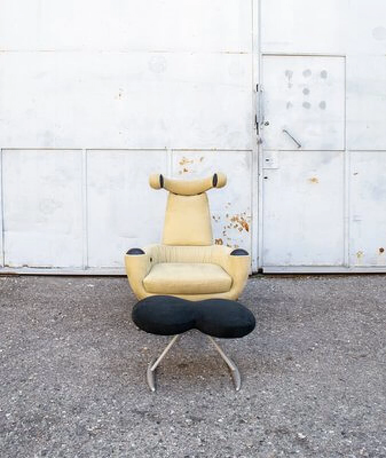 Stereo Armchair with footrest from Saporiti Italia, 1980s 3