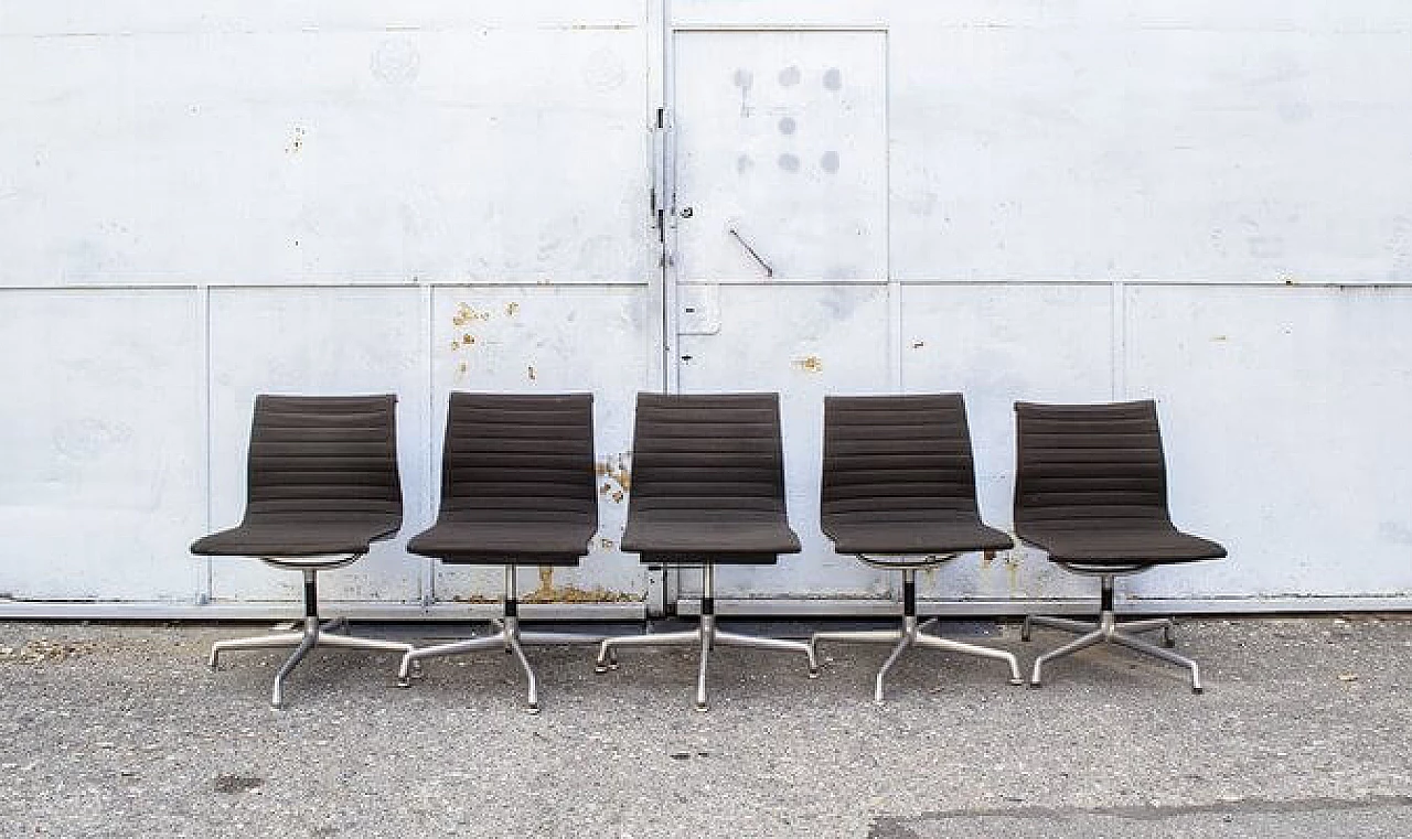 5 Aluminum EA 108 chairs by Charles & Ray Eames for Herman Miller, 1970s 1