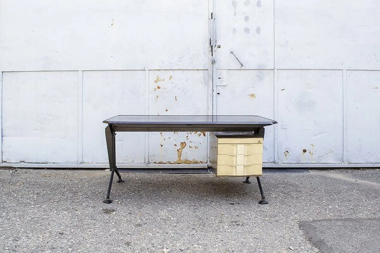 Arco desk with drawers by BBPR for Olivetti Synthesis, 1960s 1
