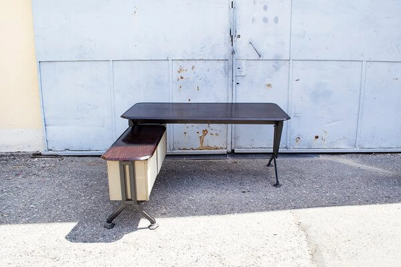 Arco desk with island by BBPR for Olivetti Synthesis, 1960s 1
