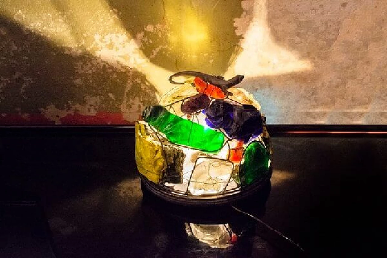 Lampada da tavolo in bronzo, legno e resina in stile Claire Falkenstein, anni '50 3