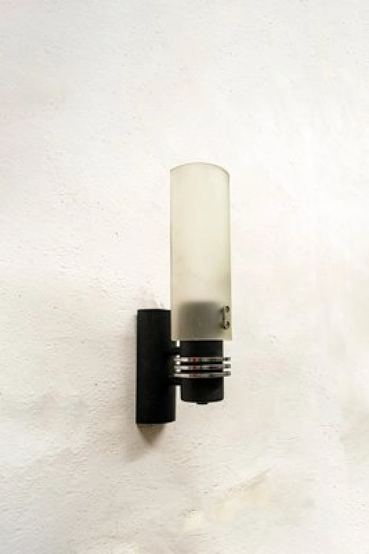 Glass sconce with chromed metal, plastic and brass details, 1980s 2