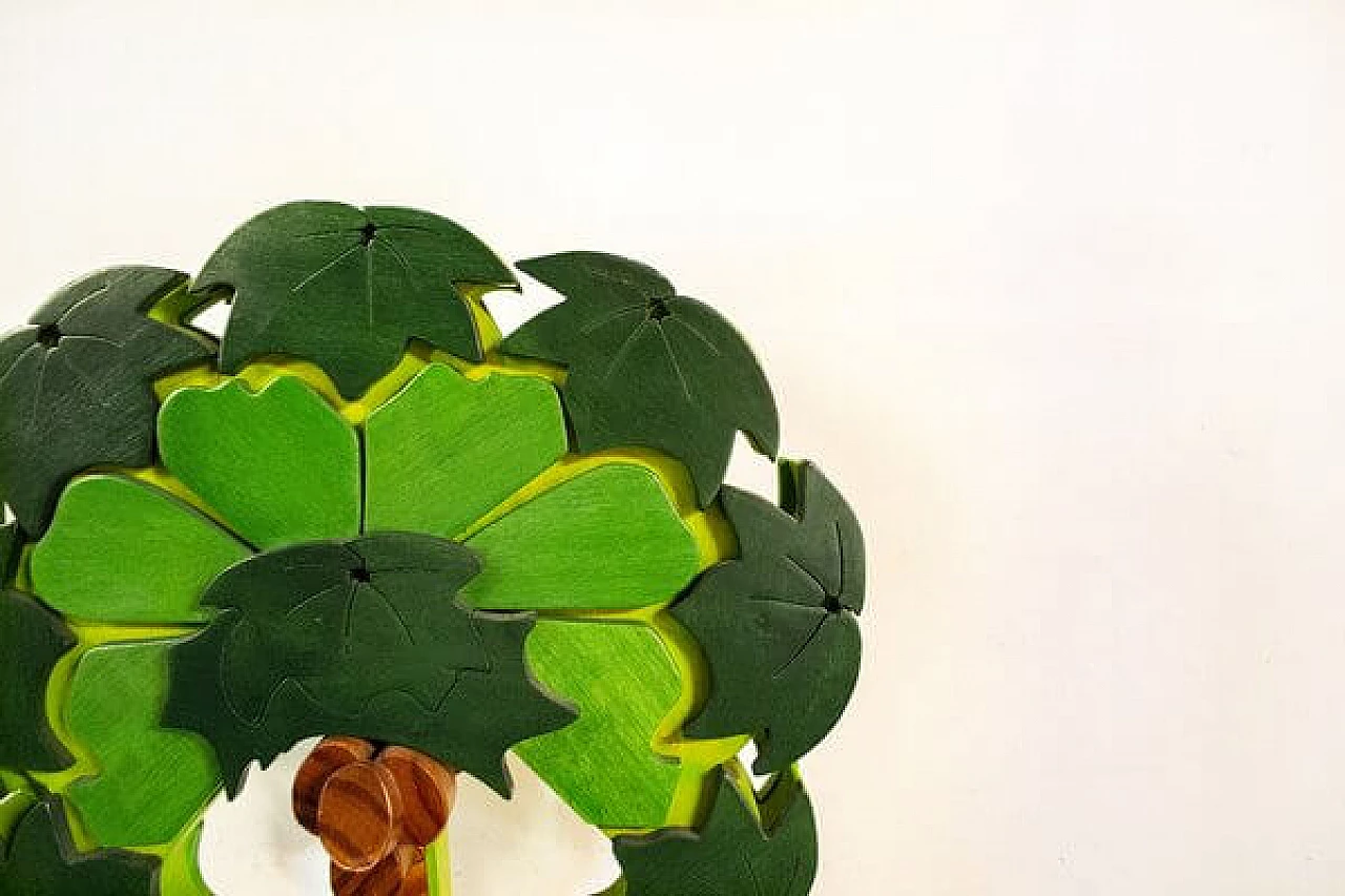 Legnomagia, scultura in legno laccato, omaggio a Depero, anni '80 4