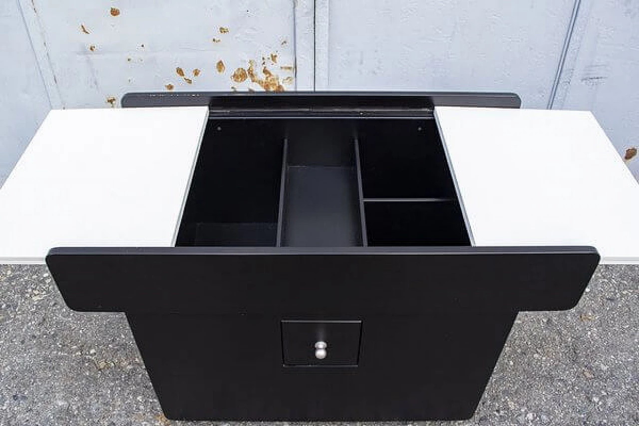 Carrello bar in legno laccato, anni '80 4