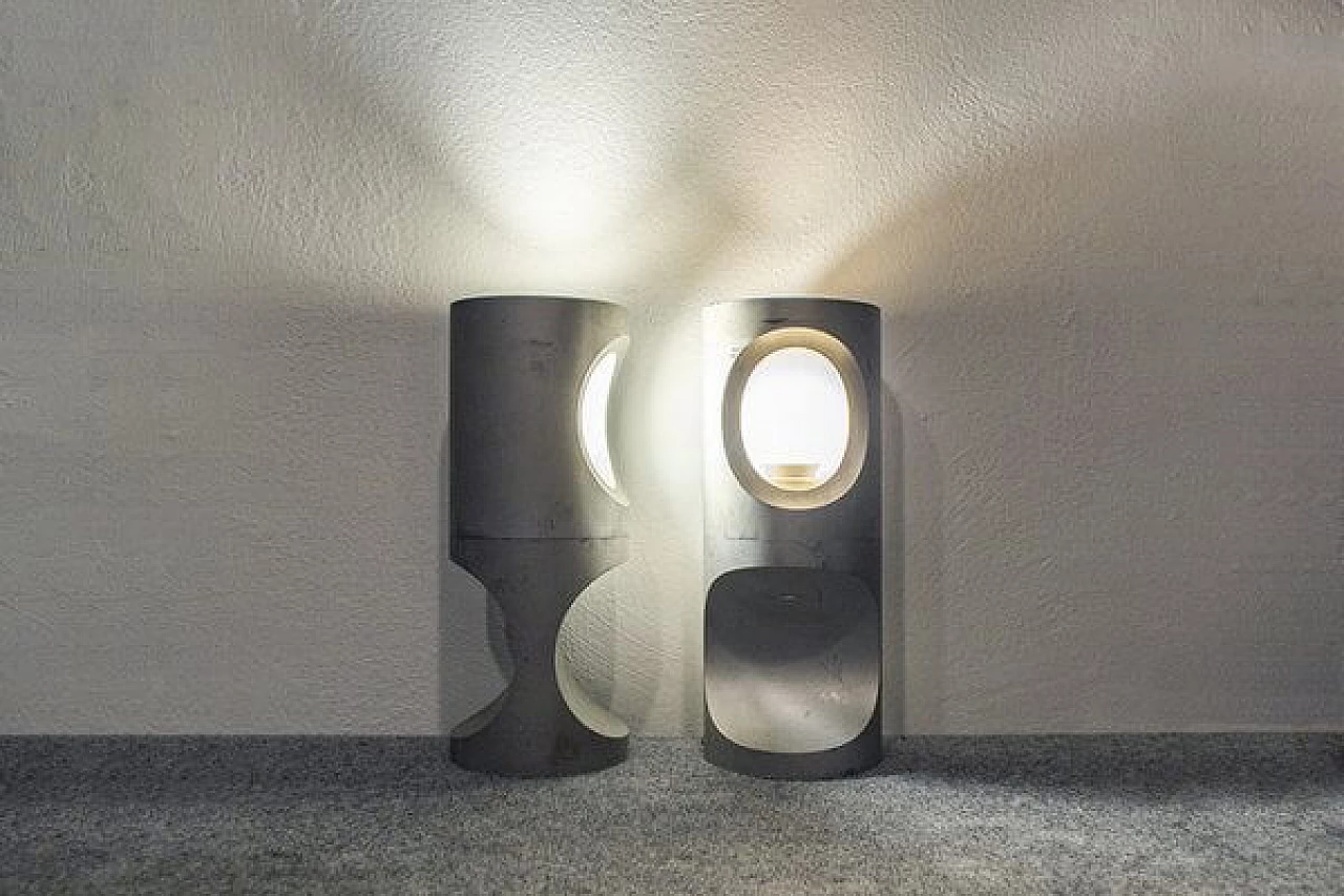 Pair of burnished aluminum table lamps, 1950s 2