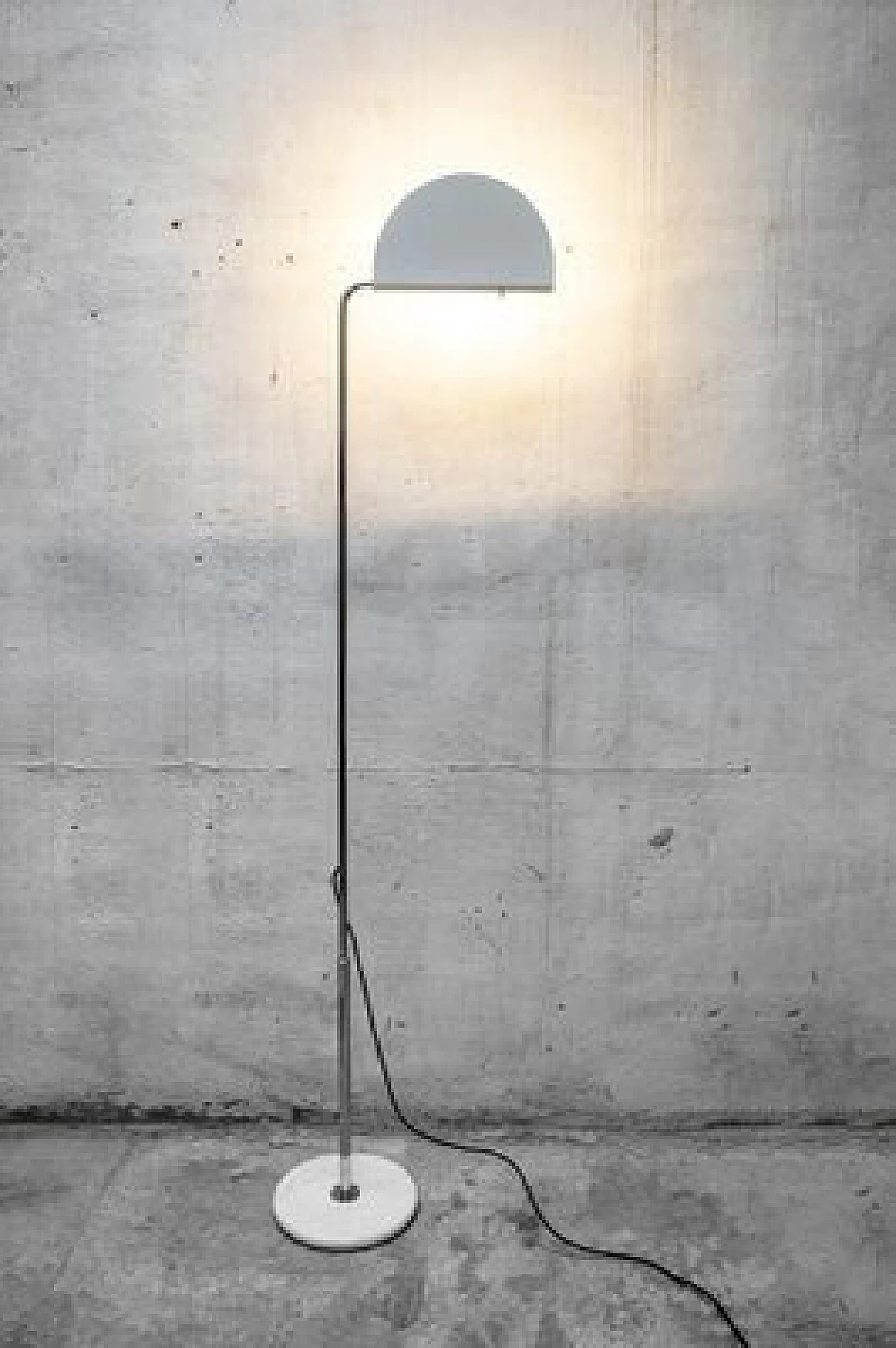 Floor lamp Mezzaluna by Bruno Gecchelin for Skipper, 1970s 5