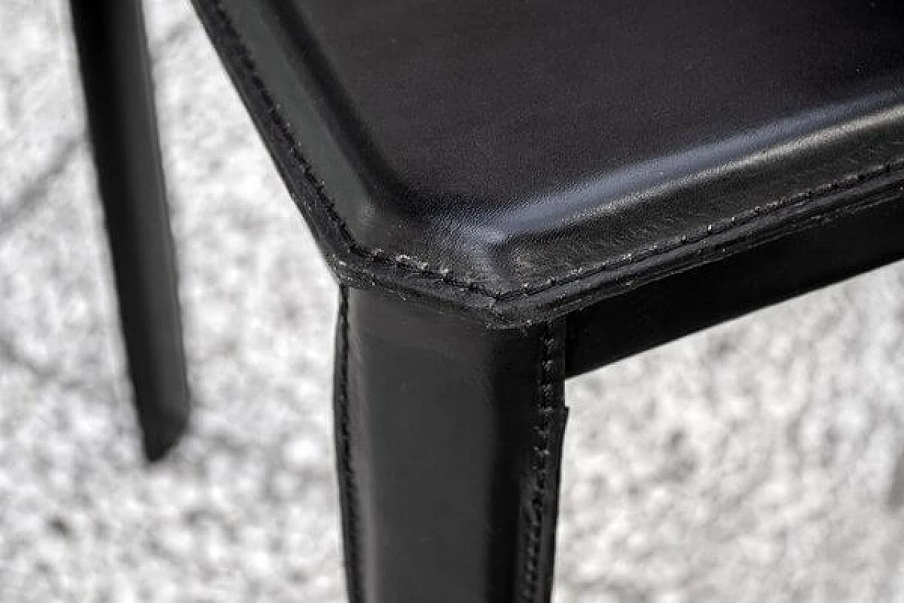 4 Sedie in pelle nera di Enrico Pellizzoni, anni '70 9