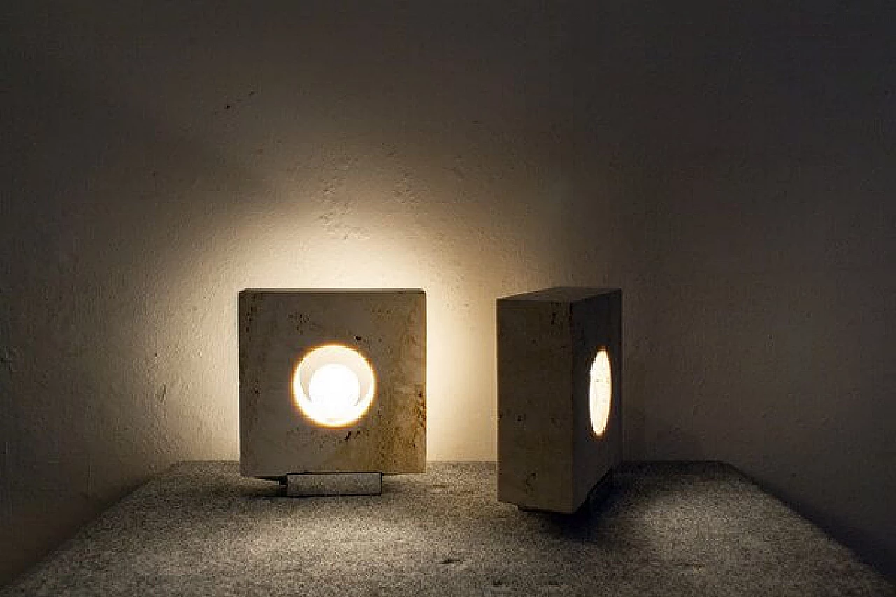 Coppia di Lampade da tavolo in travertino di Giuliano Cesari per Nucleo Sormani, anni '70 2