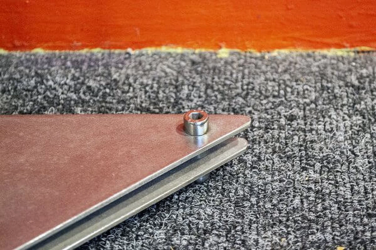 Servomuto postomoderno in acciaio cromato, anni '90 5