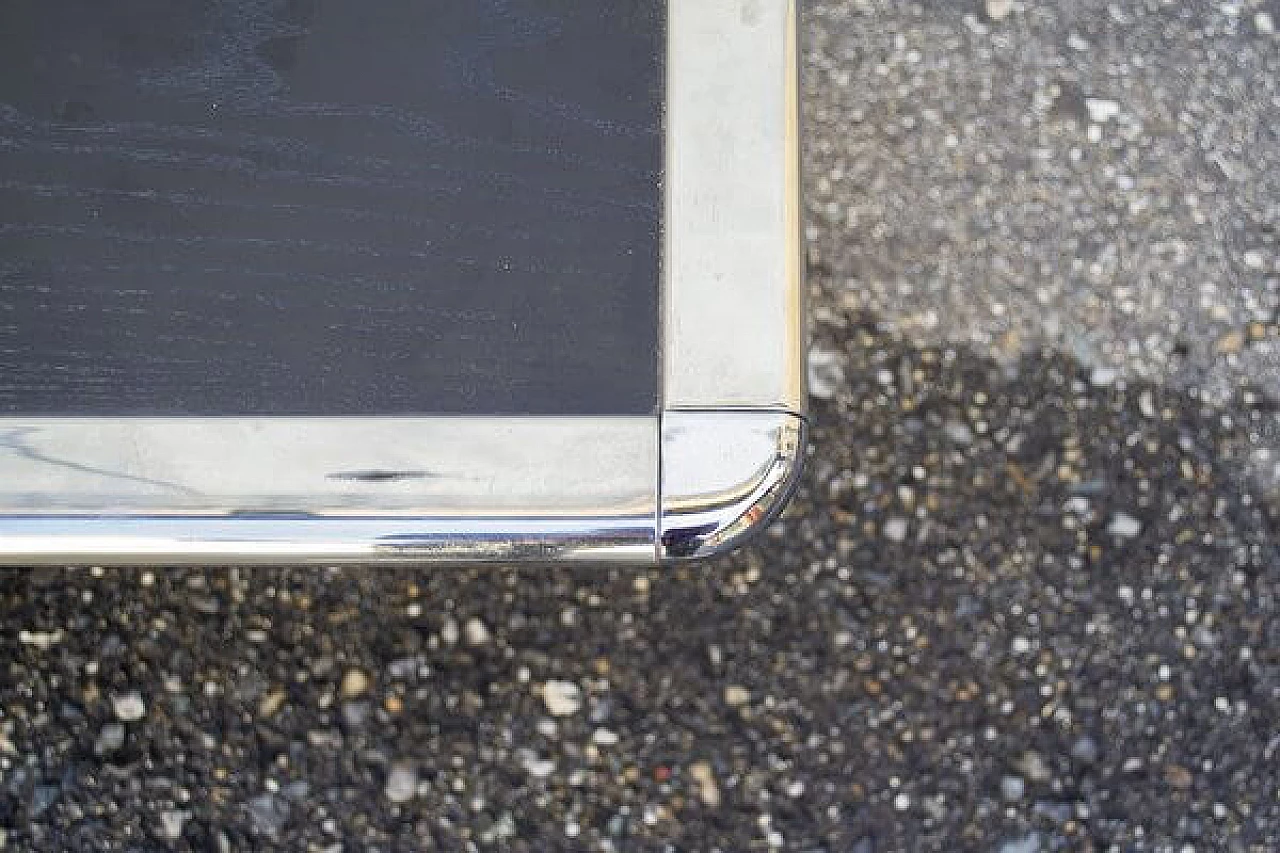 Credenza bassa in pelle scamosciata, vetro, legno e metallo cromato, anni '70 5