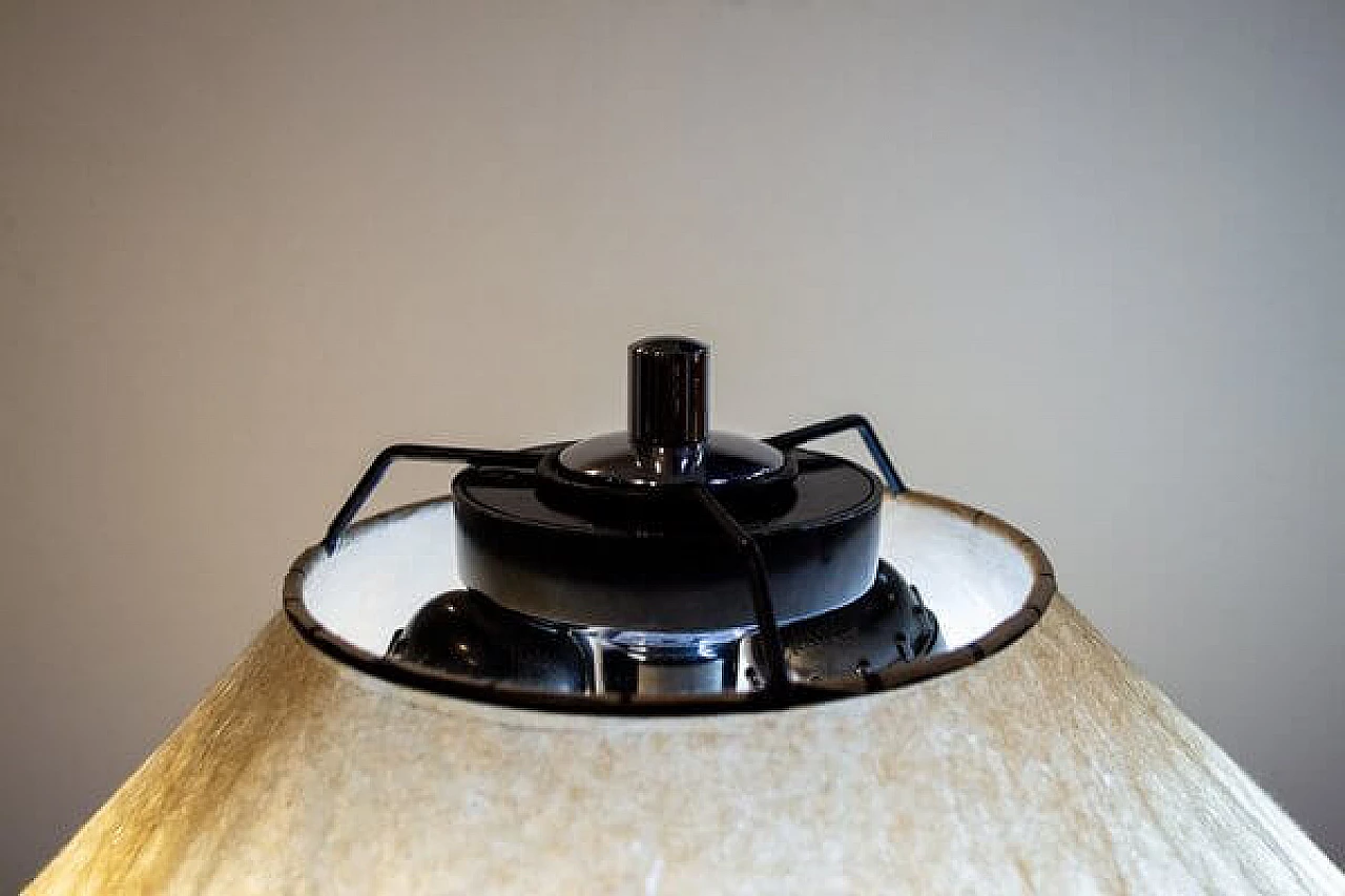 Table lamp with laquered metal base by Ingo Maurer, 1970s 3