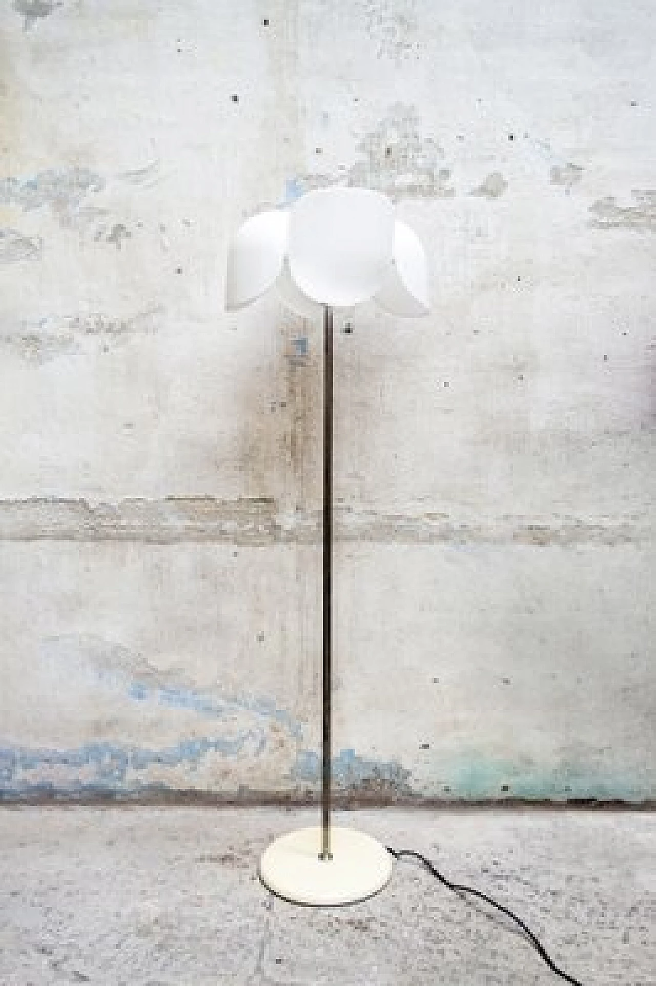 Dafne floor lamp by Olaf Von Bohr for Artemide, 1972 1