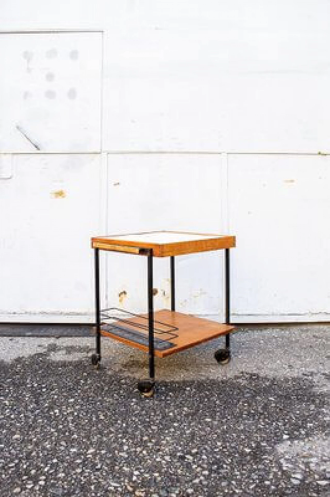 Wooden and metal bar cart with leather and enamel details, 1950s 1