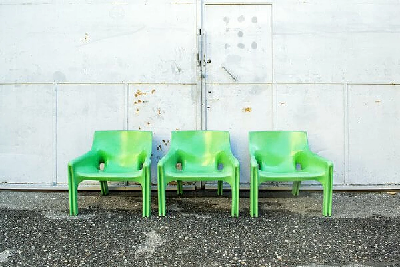3 green Vicar armchairs by Vico Magistretti for Artemide, 1970s 1