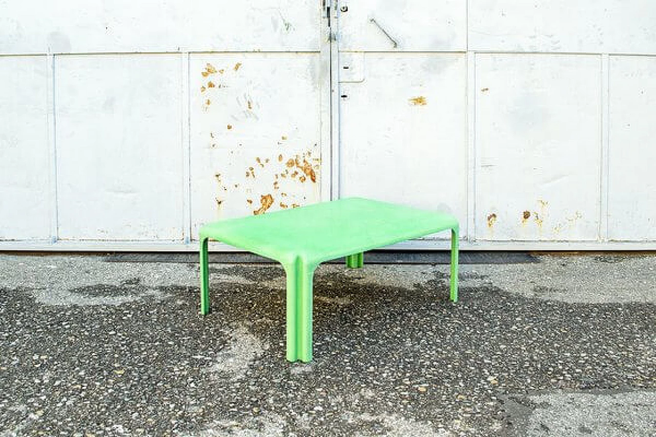 Green Arcadia coffee table by Vico Magistretti for Artemide, 1970 1