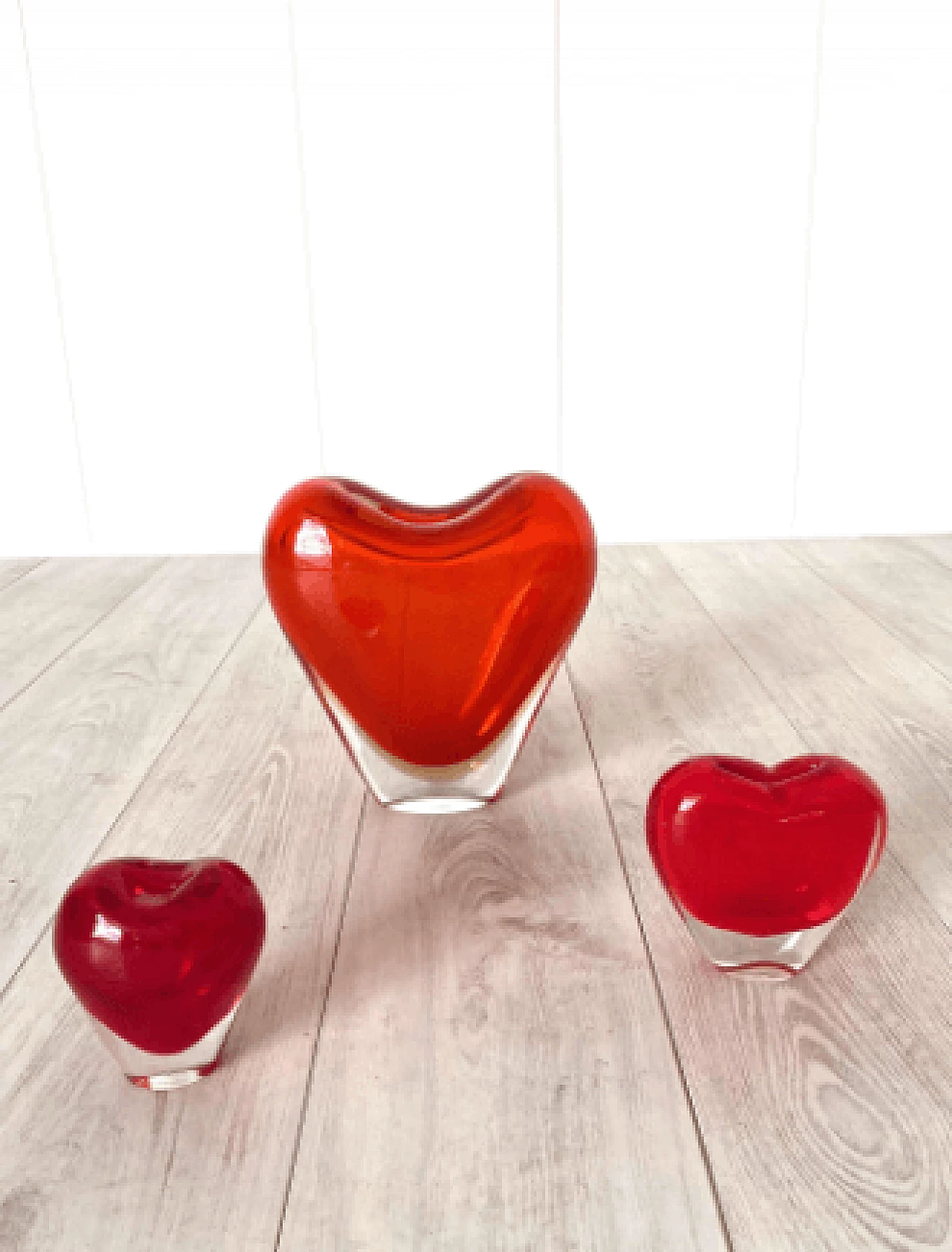 3 Vases Cuore and Cuoricino by Maria Christina Hamel for Salviati, 1990s 2