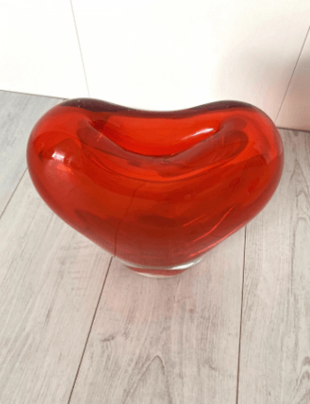 3 Vases Cuore and Cuoricino by Maria Christina Hamel for Salviati, 1990s 4