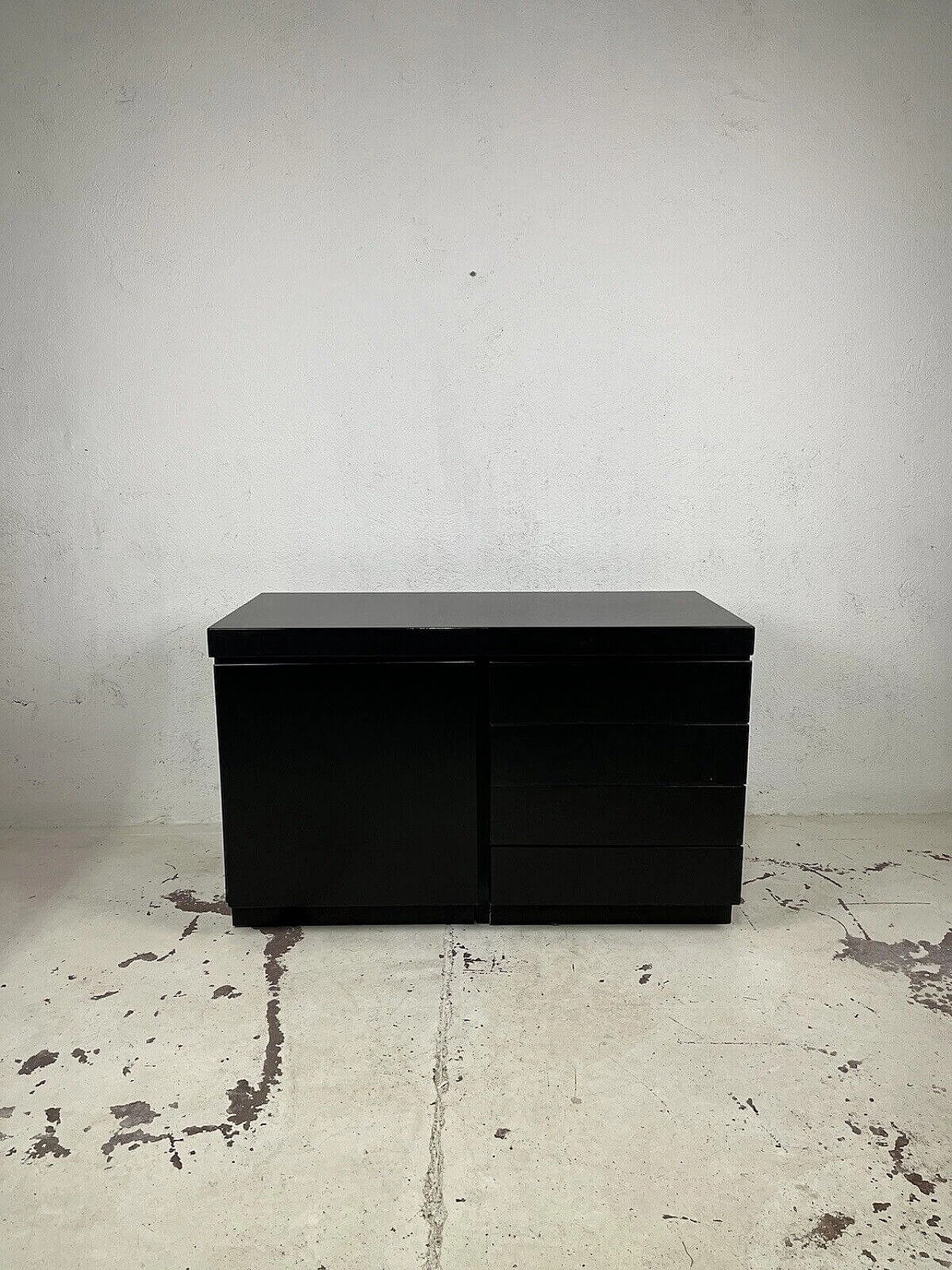 Credenza in legno laccato nero, anni '70 1