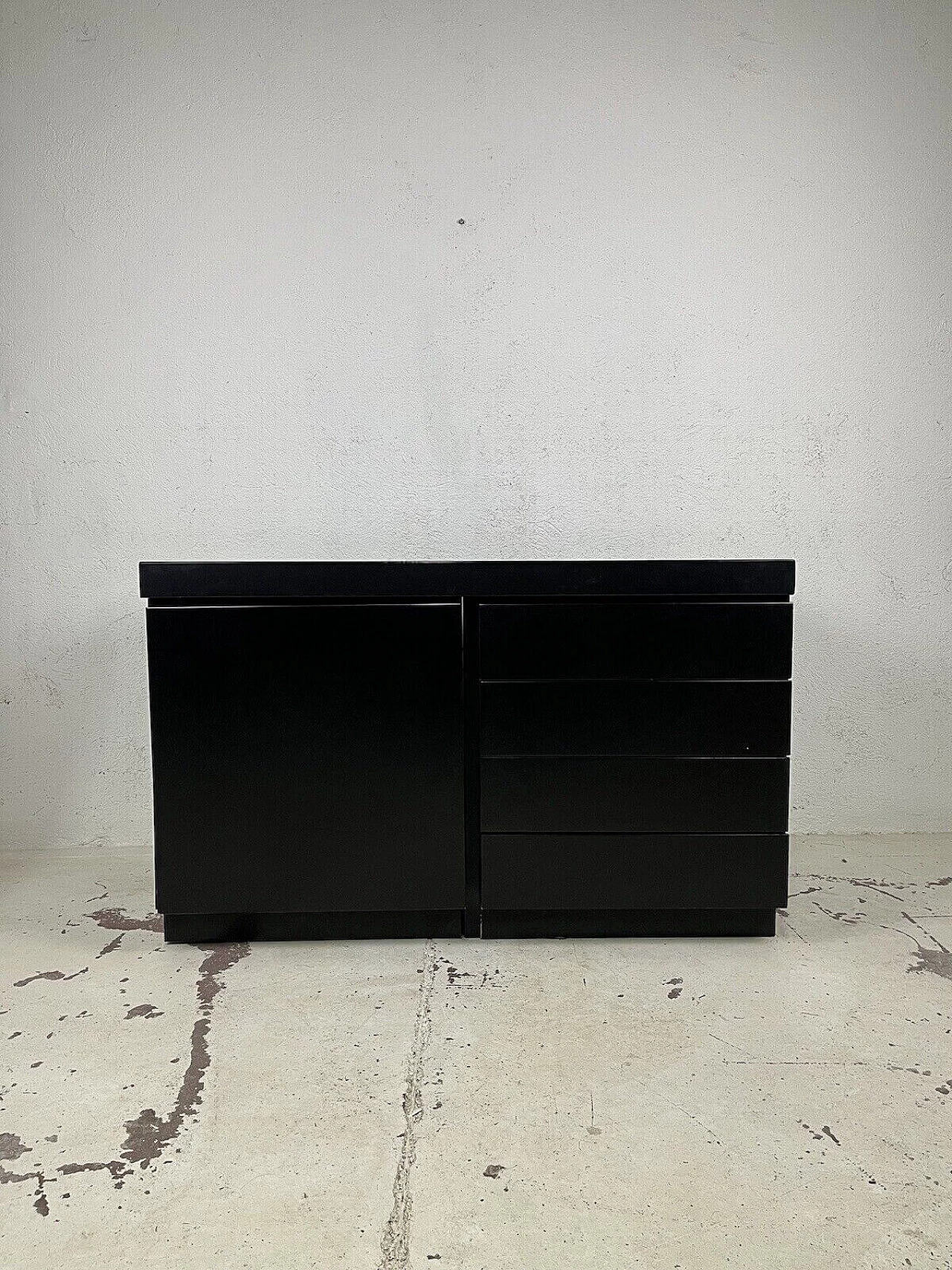 Credenza in legno laccato nero, anni '70 15