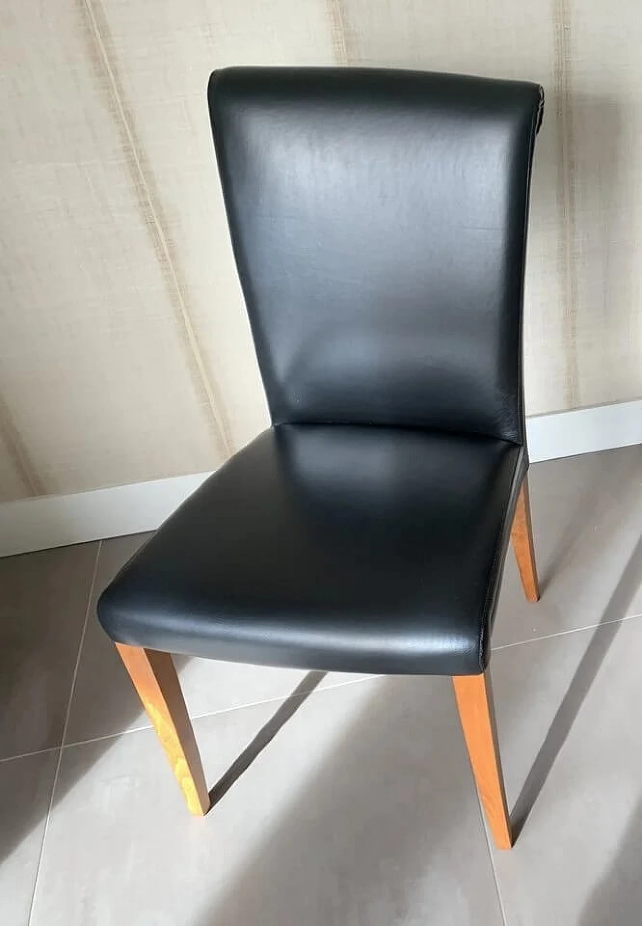 6 Sedie Vittoria di Poltrona Frau 1