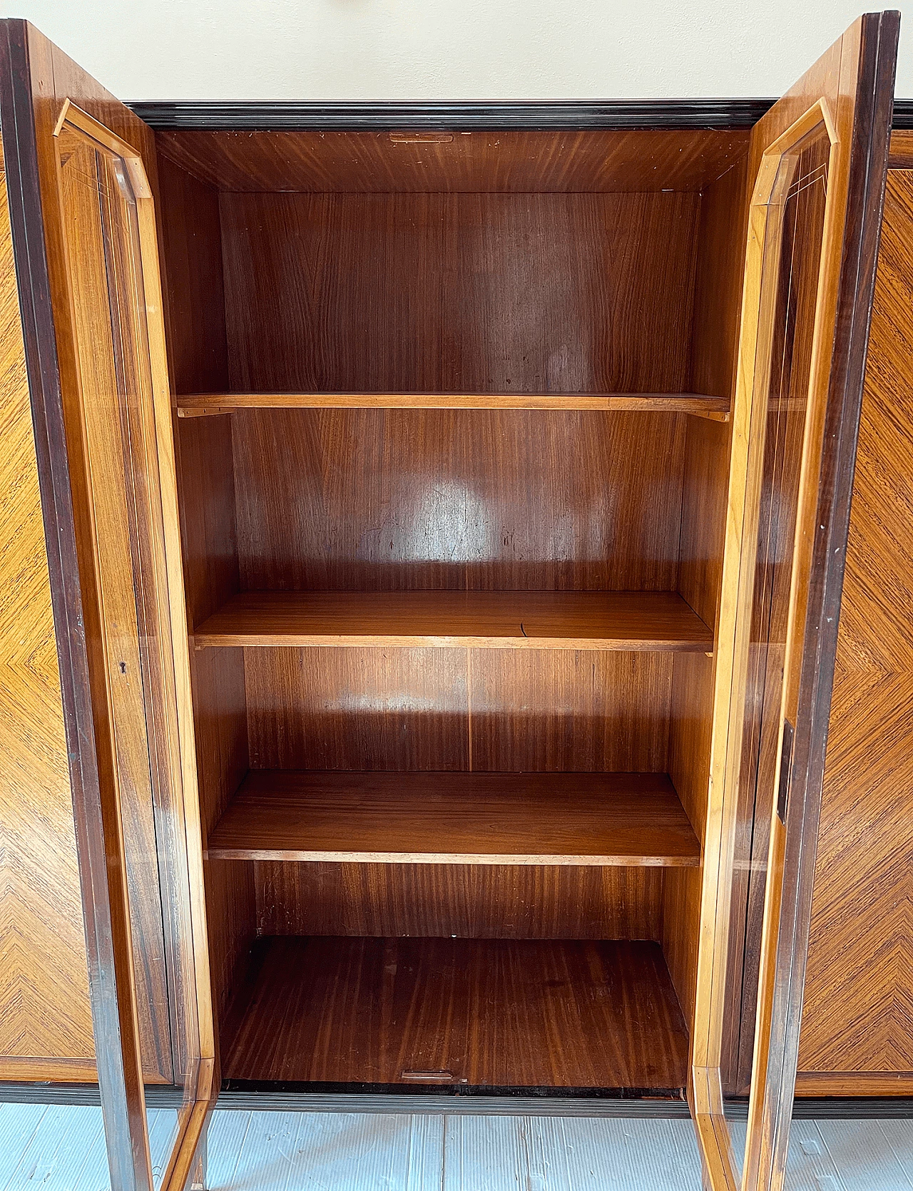 Venetian wood cabinet with showcase, 1960s 4