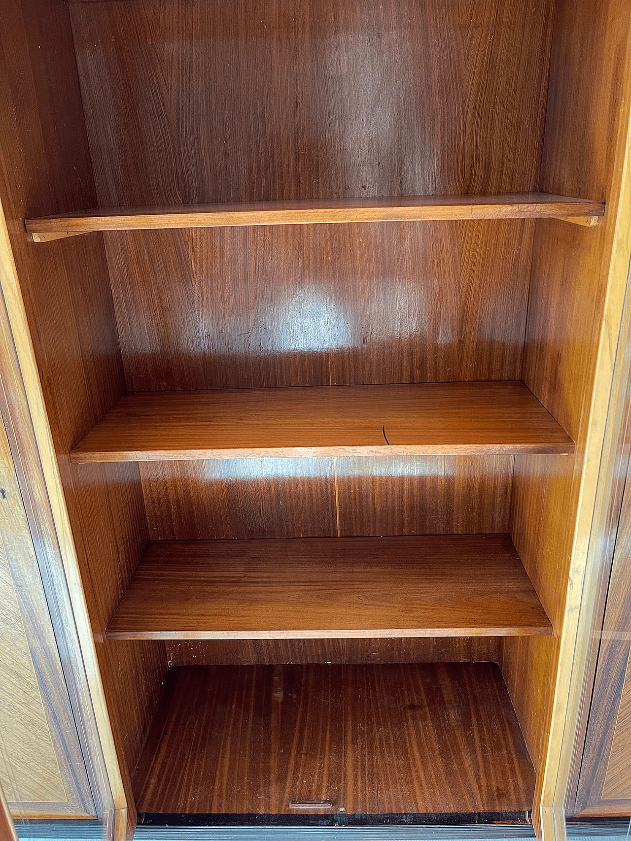 Venetian wood cabinet with showcase, 1960s 5