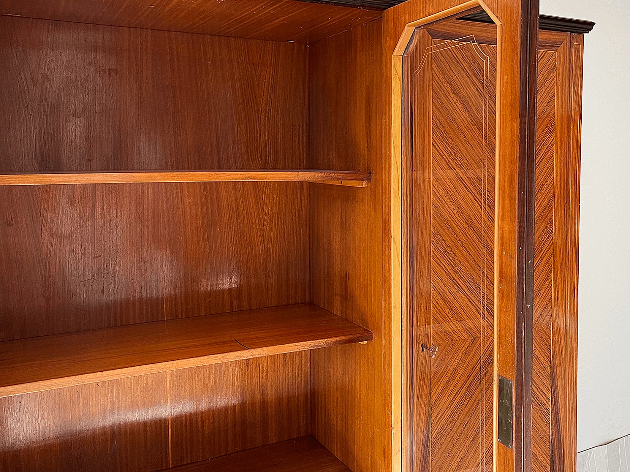 Venetian wood cabinet with showcase, 1960s 7