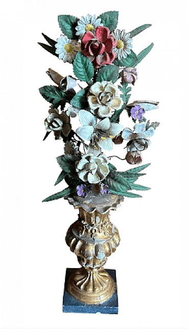 Sicilian lacquered and gilded wood palm holder with flowers, late 19th century