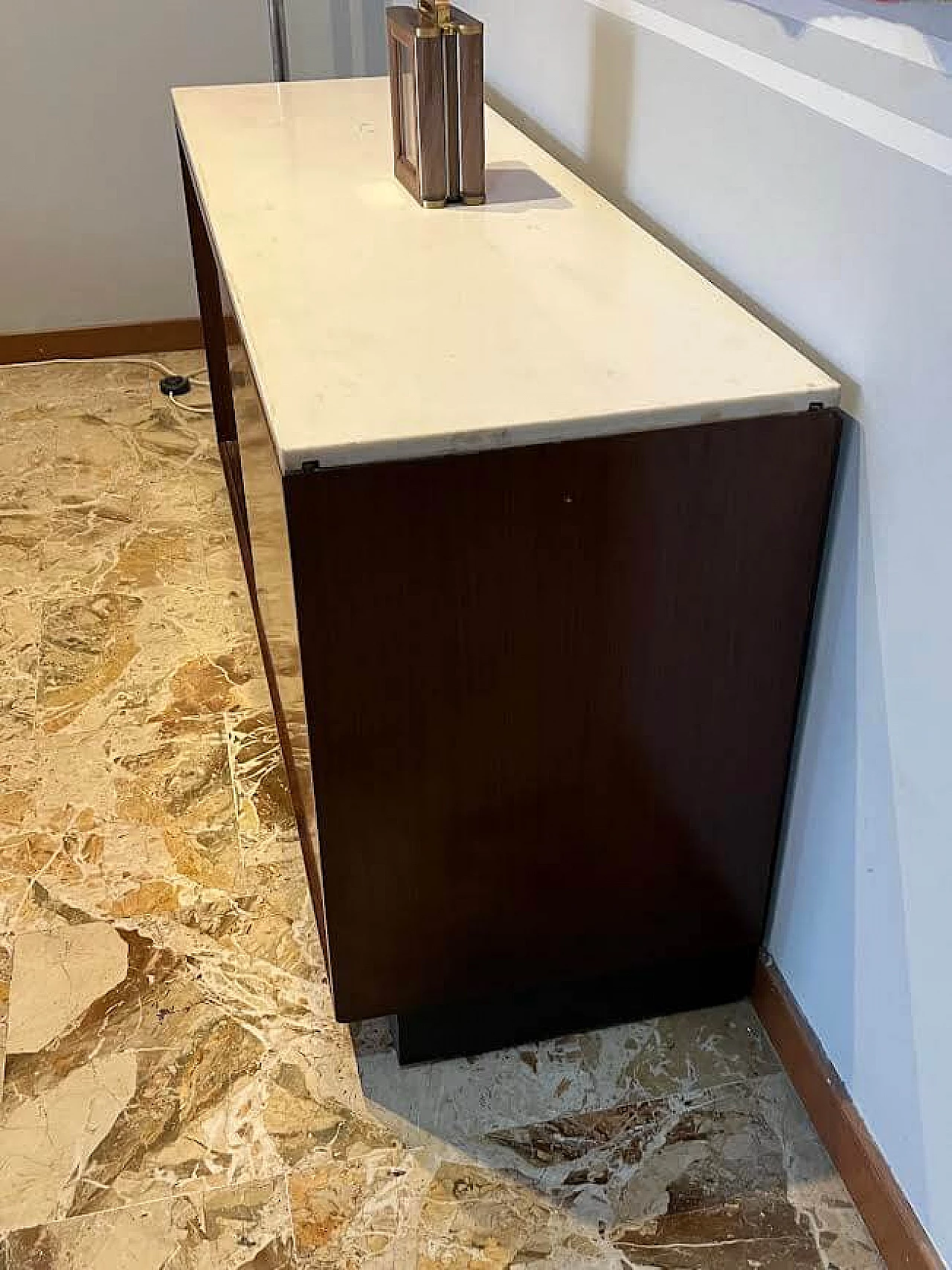 Credenza in palissandro e marmo di Borsani e Gerli per Tecno, anni '60 2