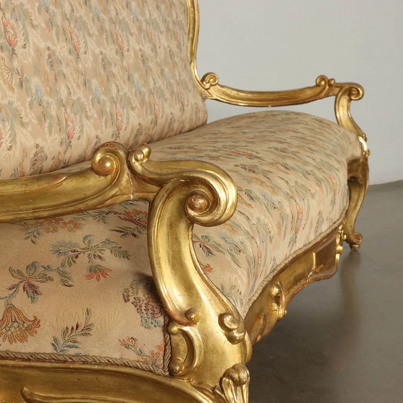 Neo-Baroque gilded wood and fabric sofa, late 19th century 3