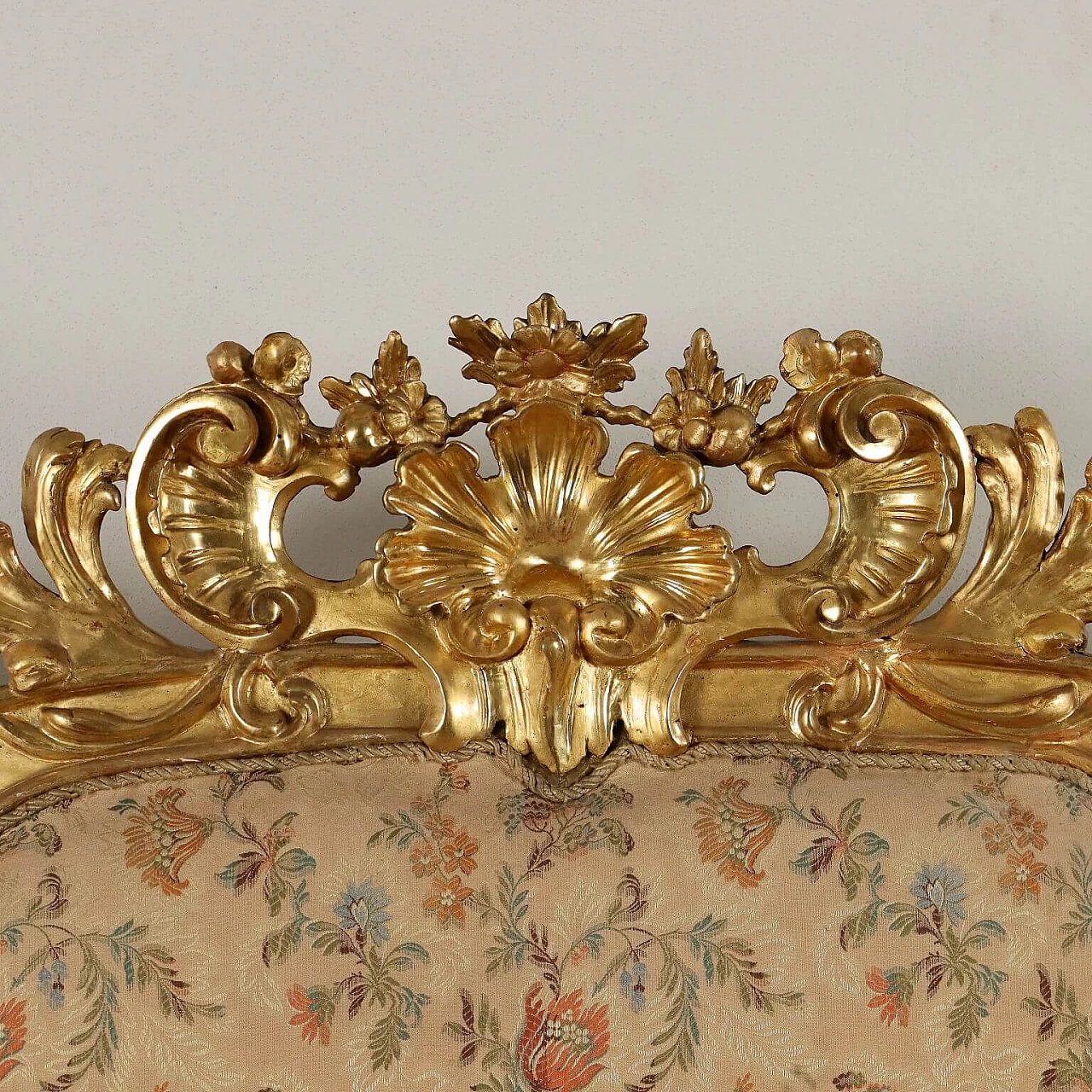 Neo-Baroque gilded wood and fabric sofa, late 19th century 5