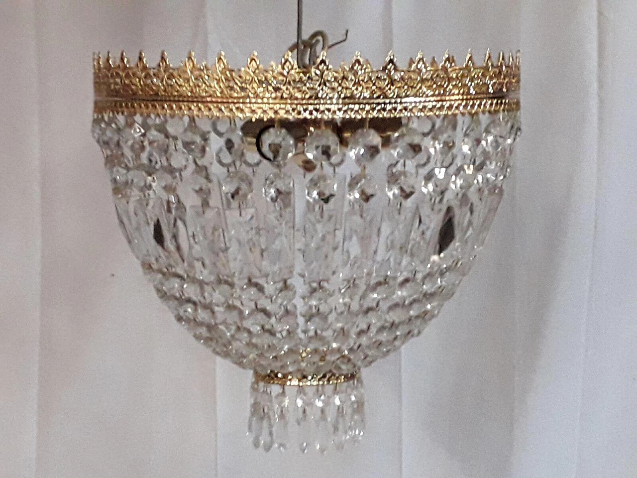 Lampadario in metallo dorato con cristalli di Beby Italy, anni '90 1