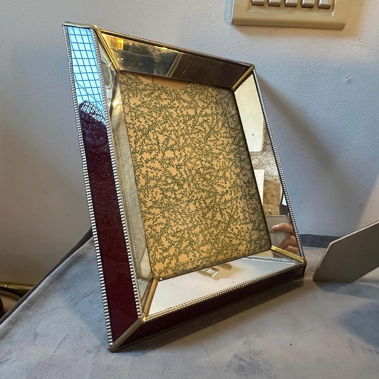 Pair of Art Deco frames in brass, burgundy and mirrored glass, 1930s 5